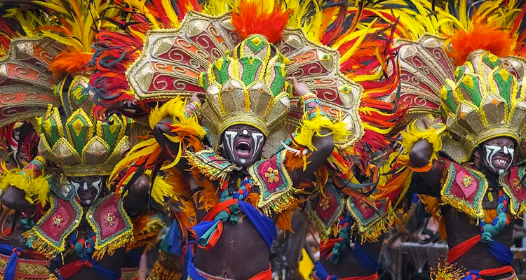 Dinagyang sa Barangay Tribes Competition